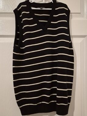 EXPRESS DESIGN STUDIO | SMALL | MEN'S STRIPED SWEATER VEST